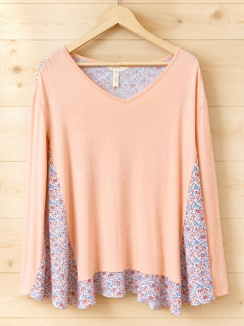 Adorable super soft multi patterned Matilda Jane long line oversized top size S